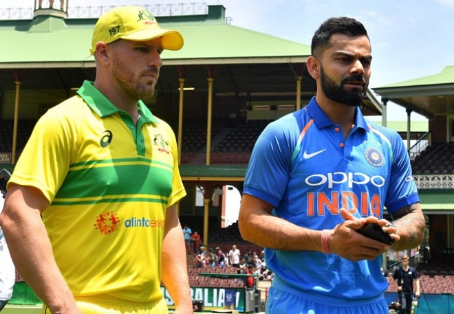 India VS Australia: Aus won the TOSS