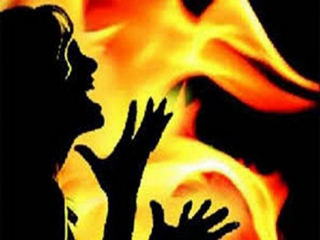 25-year-old woman lecturer set ablaze by stalker dies today