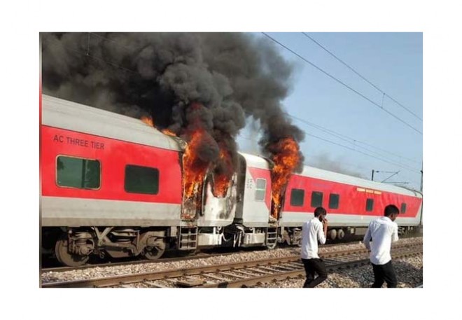 Fire in Telangana Express 
