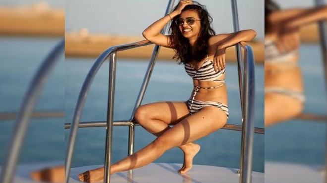 Radhika Apte beats the heat in bikini
